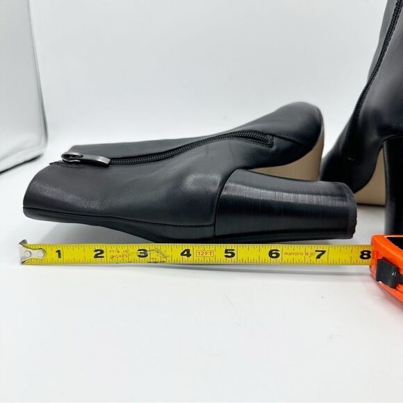 Neiman Marcus Niana Almond‎ Toe Bootie Black Leather Oval Sculptural Heel Sz 5.5 - Picture 9 of 12